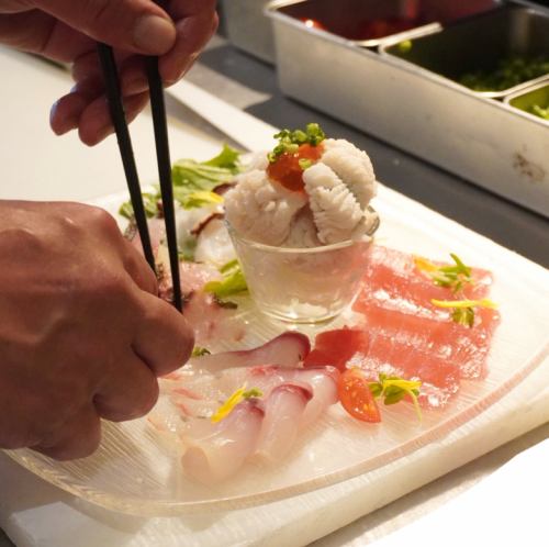 ハマキンのカルパッチョ盛りS　1～2人盛り1090円/ハマキンのカルパッチョ盛りM　2～3人盛り1749円