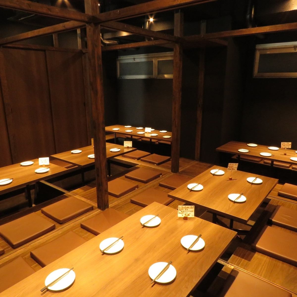 All seats are private rooms/All-you-can-drink single course from 1100 yen/All-you-can-drink course from 2200 yen