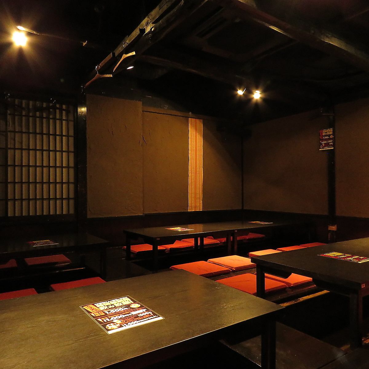 All seats are private rooms/All-you-can-drink single course from 1100 yen/All-you-can-drink course from 2200 yen