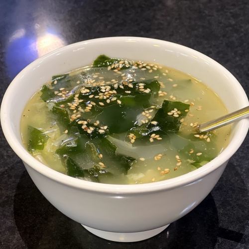 わかめスープ