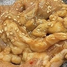 【鮮度抜群】とろける脂の甘み!和牛ホルモンミックス食べ放題。ハイボールやレモンサワーと共に☆