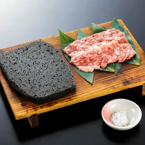 やまぐち和牛燦（きらめき）ロース溶岩焼き
