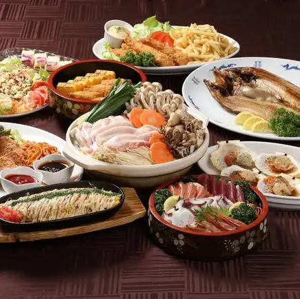햄 커틀릿, 가리비 구이, 냄비 등 요리 10 품 + 기린 제일 짜기 포함 120 분 음료 무제한 포함! 4500 엔 (세금 포함)
