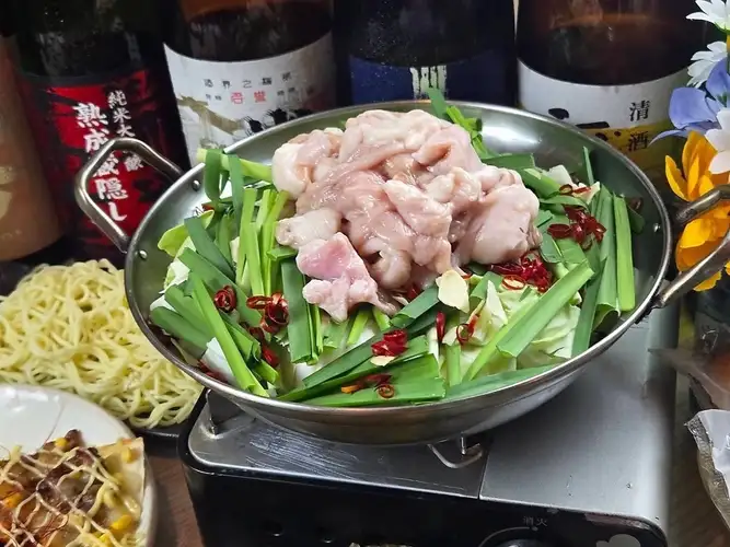 横浜の忘年会、新年会はいっすんで!選べる鍋コース!特製牛もつ鍋の2時間飲み放題コースで乾杯