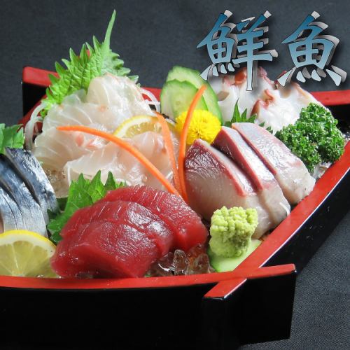 Five-piece sashimi assortment