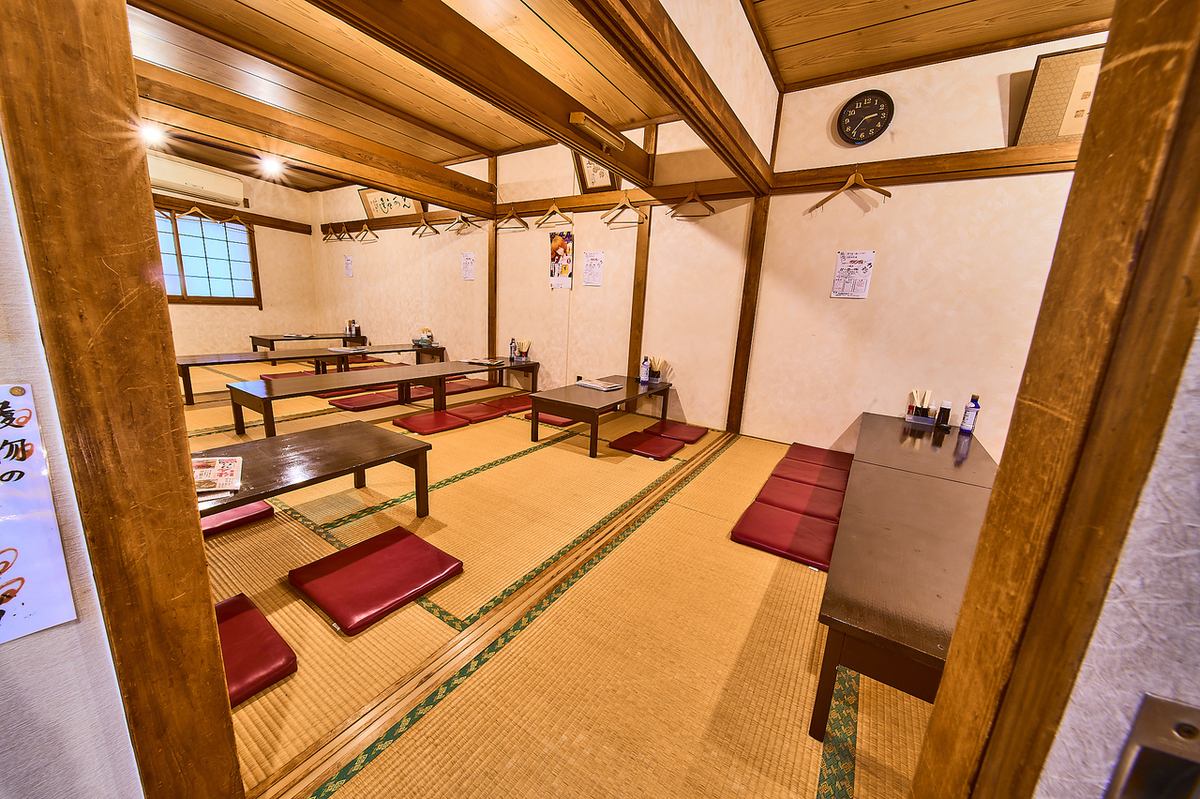 お座敷席はフロアを仕切っての個室利用も可能です！