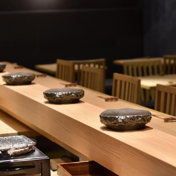 We have counter seats with a great atmosphere.You can use it in various scenes such as anniversary meals, shopping around Nagoya station and dates.Please feel free to stop by.We also have a special omakase course, so please inquire when making a reservation.