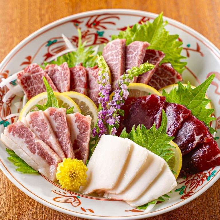 鮮度抜群の馬刺しをご提供いたします！