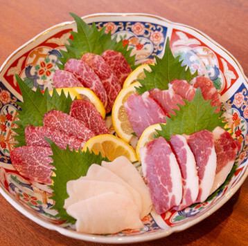 熊本県直送の新鮮な「馬刺し」をぜひお試しください
