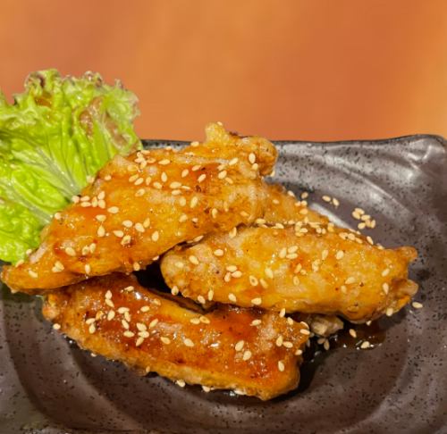 やみつき手羽中唐揚げ