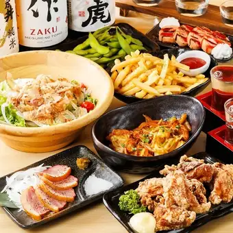 【千鸟套餐】包含鸭肉刺身、炸鸡等9道鸡肉料理，以及2小时畅饮，价格为3480日元（含税）。