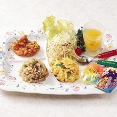 Bean sprouts noodles special set meal, children's lunch