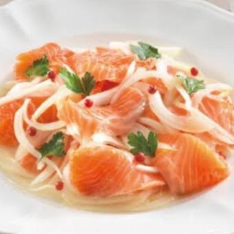 サーモンのカルパッチョ