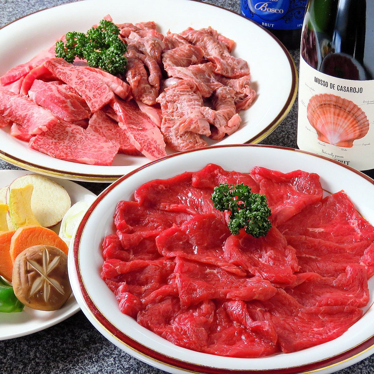 自慢の得々肉盛り!カルビ・熟成ハラミ・塩ロースの豪華セット♪
