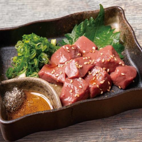 牛レバ 刺し