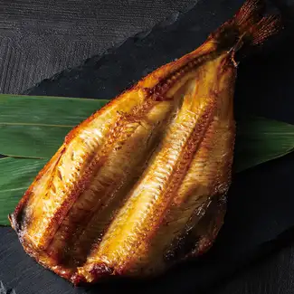 特大條紋鯖魚（一條/半條）