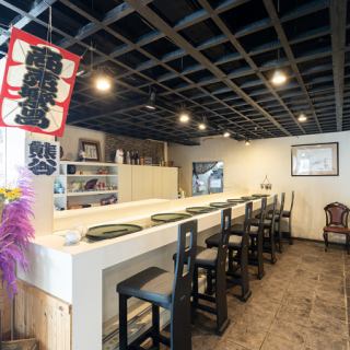 [Counter seats] Single guests are also welcome.Enjoy your meal in a beautiful restaurant.We offer seasonal ingredients using the best cooking methods.We are waiting for locals, tourists and business customers.