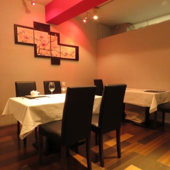 How about a party or a banquet in French with vivid vegetables in a stylish space.Please feel free to contact us about the number of people, budget etc. ♪ It is also possible to change the layout layout.