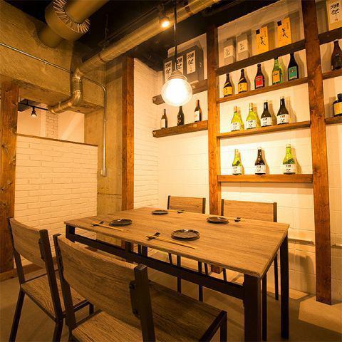 Table private room (6 to 7 people) and sunken kotatsu private room (8 to 10 people) are joint parties