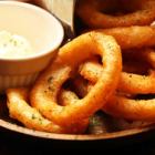 Deep fried onion rings/fried lotus root sandwich