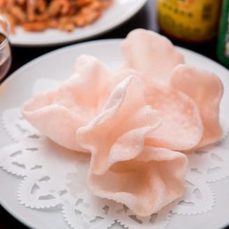 Shrimp crackers/fried horse mackerel