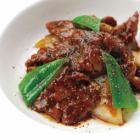 Stir-fried beef with black pepper