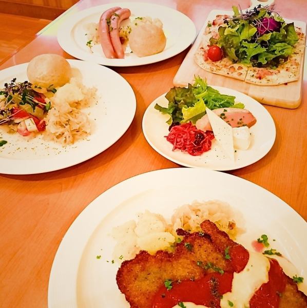 A wide variety of a la carte dishes available