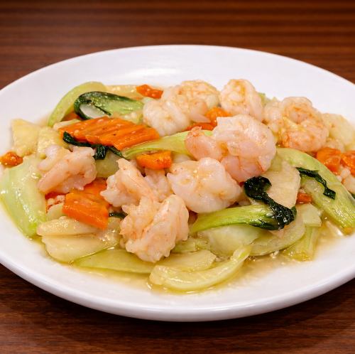 季節野菜とエビ炒め