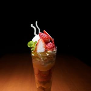 딸기 치즈 타르트 파르페