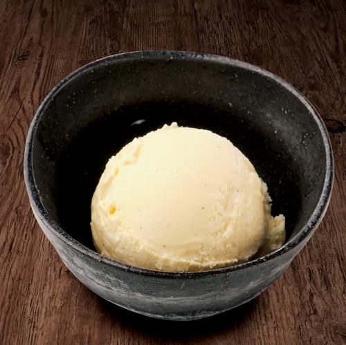 Vanilla Icecream