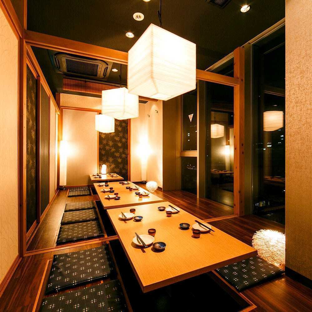 We have completely private rooms for groups.