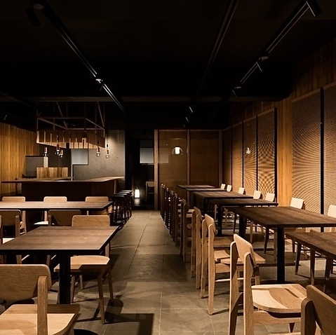 We offer seating that is convenient for company parties and private gatherings.