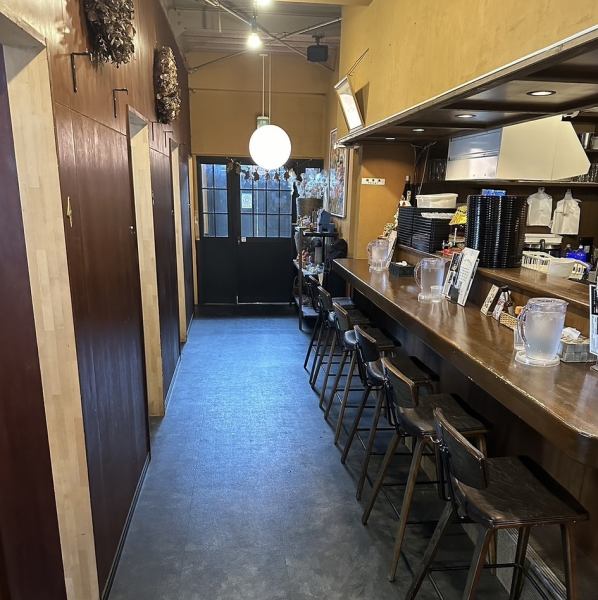 広々とした店内は、全テーブル個室となっております！宴会、模合、観光、家族でのお食事にもおすすめです◎もちろんおひとりさまも大歓迎！