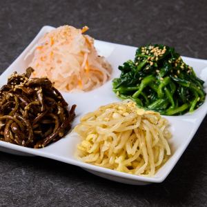 ナムル4種盛り合わせ