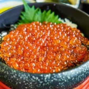 自家製いくら丼