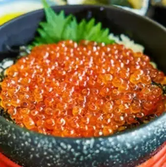 自家製いくら丼