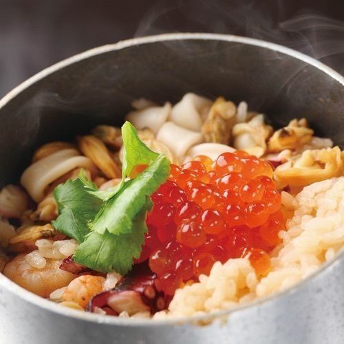 Seafood pot rice