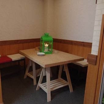 This seat if you think in 6 people ~ 10 people! You can enjoy around a large table ♪