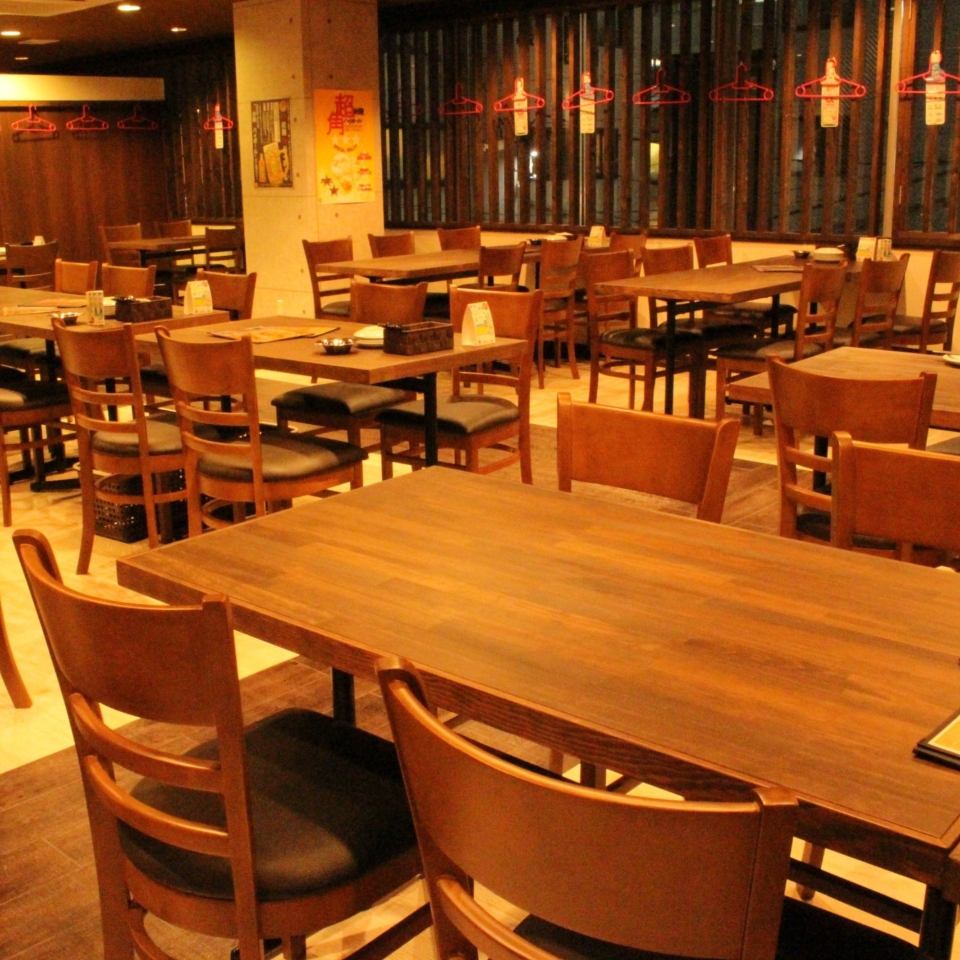 Party in a spacious bar space♪ All-you-can-drink course from 4,000 yen