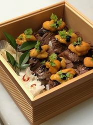 Uniku (sea urchin, wagyu beef, caviar) 800 yen per piece * Please order from 4 pieces