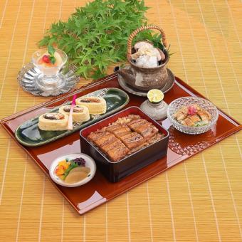 うなぎ御膳（蒲焼き、鰻巻き、鰻ざく、土瓶蒸し、デザート）