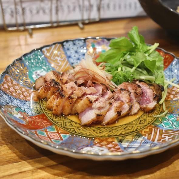 店主こだわりの食材、調味料を使用した贅沢コース。