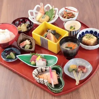 【ランチ】平日ご予約限定◆十菜膳2000円(税込)ドリンク付き