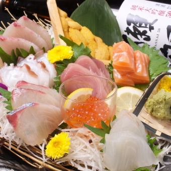 [3] ■仅限平日（周日～周四）■ 小型奢华★120分钟生鱼片无限畅饮套餐【共14种】4,000日元