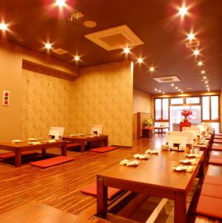 The tatami room on the 2nd floor can accommodate up to 60 people! Please feel free to ask for a charter ♪