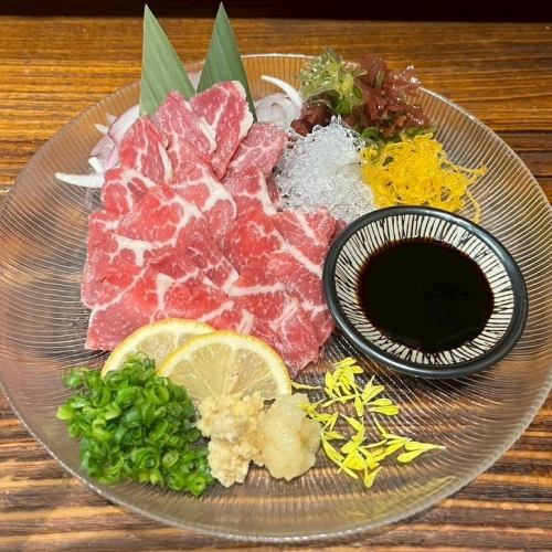 馬刺し