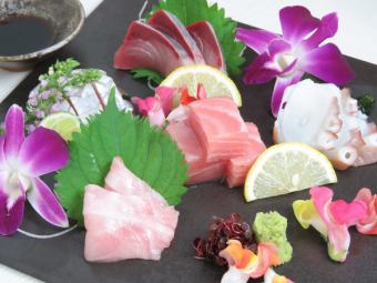Assorted sashimi (five kinds)