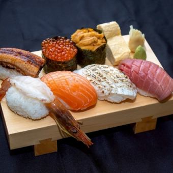  【ランチ】【至福】鰻や雲丹、豪勢なネタの握り寿司7貫味噌汁付き。握り寿司特上3960円(税込)