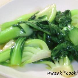 Stir-fried green sardines with salt