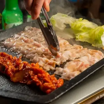 ★All-you-can-eat and drink★ Our famous Samgyeopsal [all-you-can-eat] & 42 à la carte dishes & approximately 200 types of [all-you-can-drink] Weekdays 2980 yen (tax included)